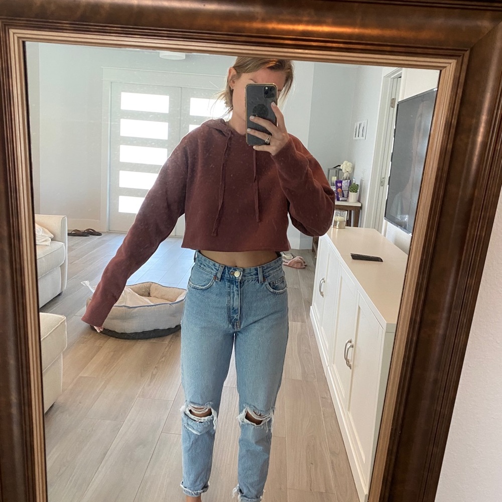 Maroon cropped hoodie